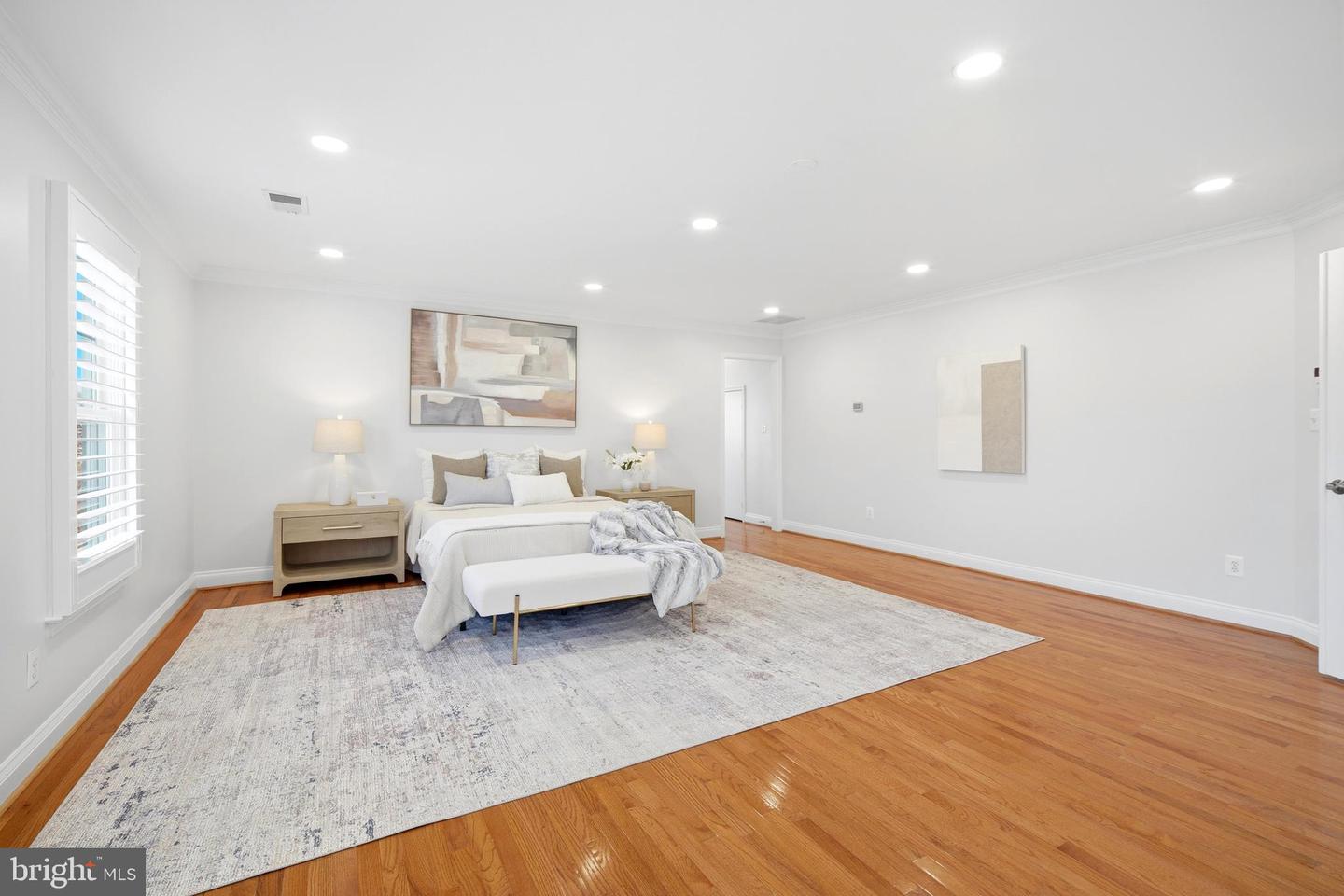 11866 TIMBER KNOLL CT, HERNDON, Virginia 20170, 6 Bedrooms Bedrooms, ,5 BathroomsBathrooms,Residential,For sale,11866 TIMBER KNOLL CT,VAFX2284804 MLS # VAFX2284804