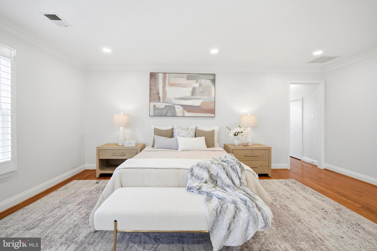 11866 TIMBER KNOLL CT, HERNDON, Virginia 20170, 6 Bedrooms Bedrooms, ,5 BathroomsBathrooms,Residential,For sale,11866 TIMBER KNOLL CT,VAFX2284804 MLS # VAFX2284804