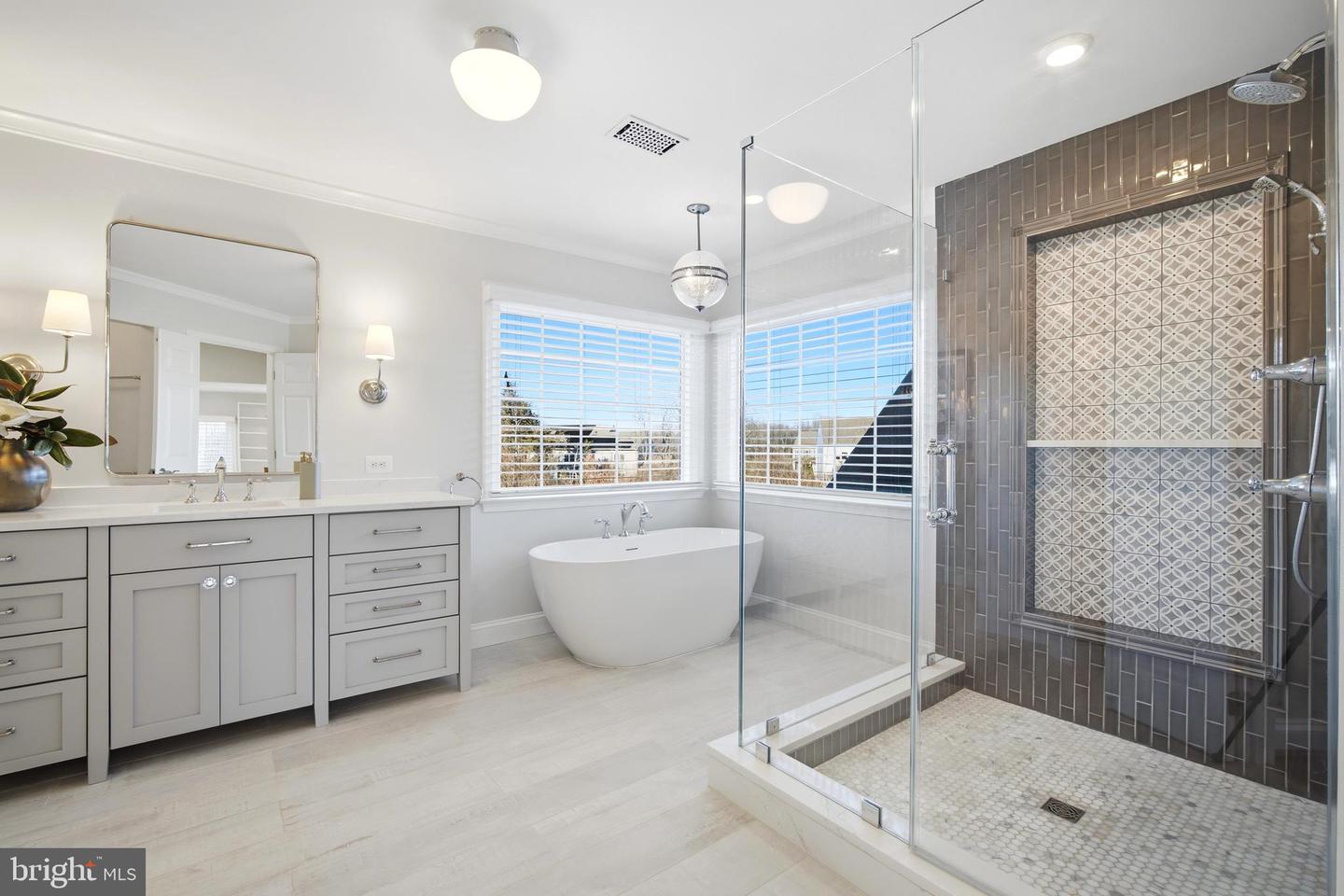 11866 TIMBER KNOLL CT, HERNDON, Virginia 20170, 6 Bedrooms Bedrooms, ,5 BathroomsBathrooms,Residential,For sale,11866 TIMBER KNOLL CT,VAFX2284804 MLS # VAFX2284804