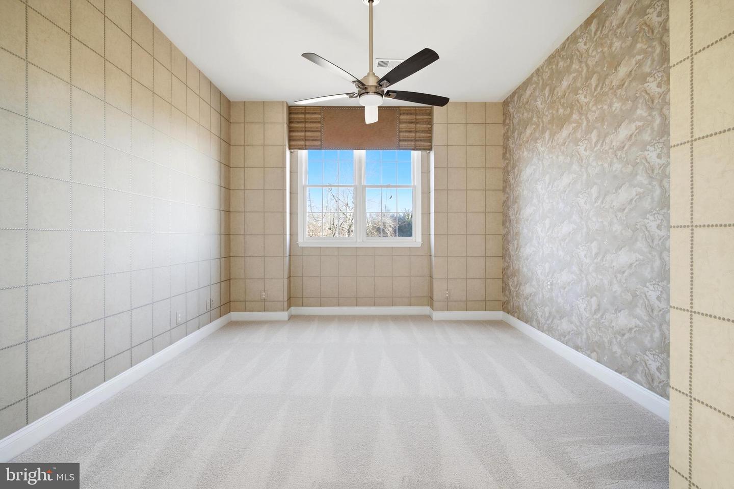 11866 TIMBER KNOLL CT, HERNDON, Virginia 20170, 6 Bedrooms Bedrooms, ,5 BathroomsBathrooms,Residential,For sale,11866 TIMBER KNOLL CT,VAFX2284804 MLS # VAFX2284804