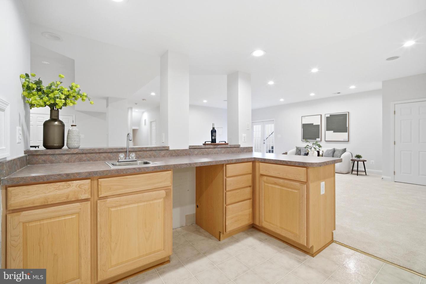 11866 TIMBER KNOLL CT, HERNDON, Virginia 20170, 6 Bedrooms Bedrooms, ,5 BathroomsBathrooms,Residential,For sale,11866 TIMBER KNOLL CT,VAFX2284804 MLS # VAFX2284804