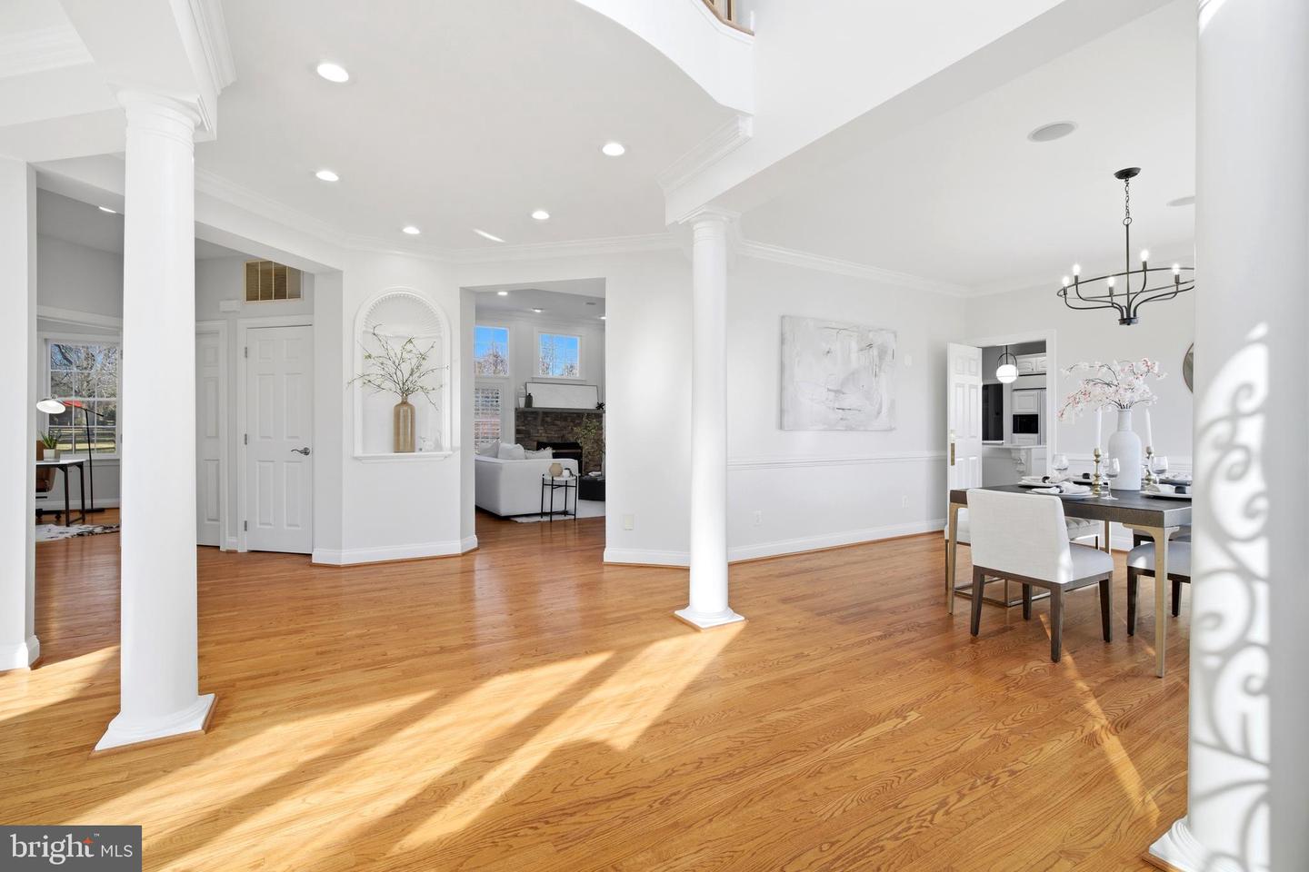 11866 TIMBER KNOLL CT, HERNDON, Virginia 20170, 6 Bedrooms Bedrooms, ,5 BathroomsBathrooms,Residential,For sale,11866 TIMBER KNOLL CT,VAFX2284804 MLS # VAFX2284804