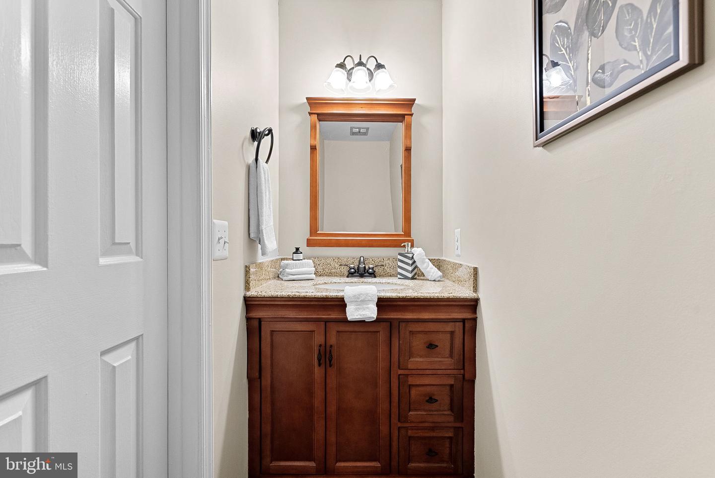 5 GRISWOLD CT, STERLING, Virginia 20165, 5 Bedrooms Bedrooms, ,3 BathroomsBathrooms,Residential,For sale,5 GRISWOLD CT,VALO2113624 MLS # VALO2113624