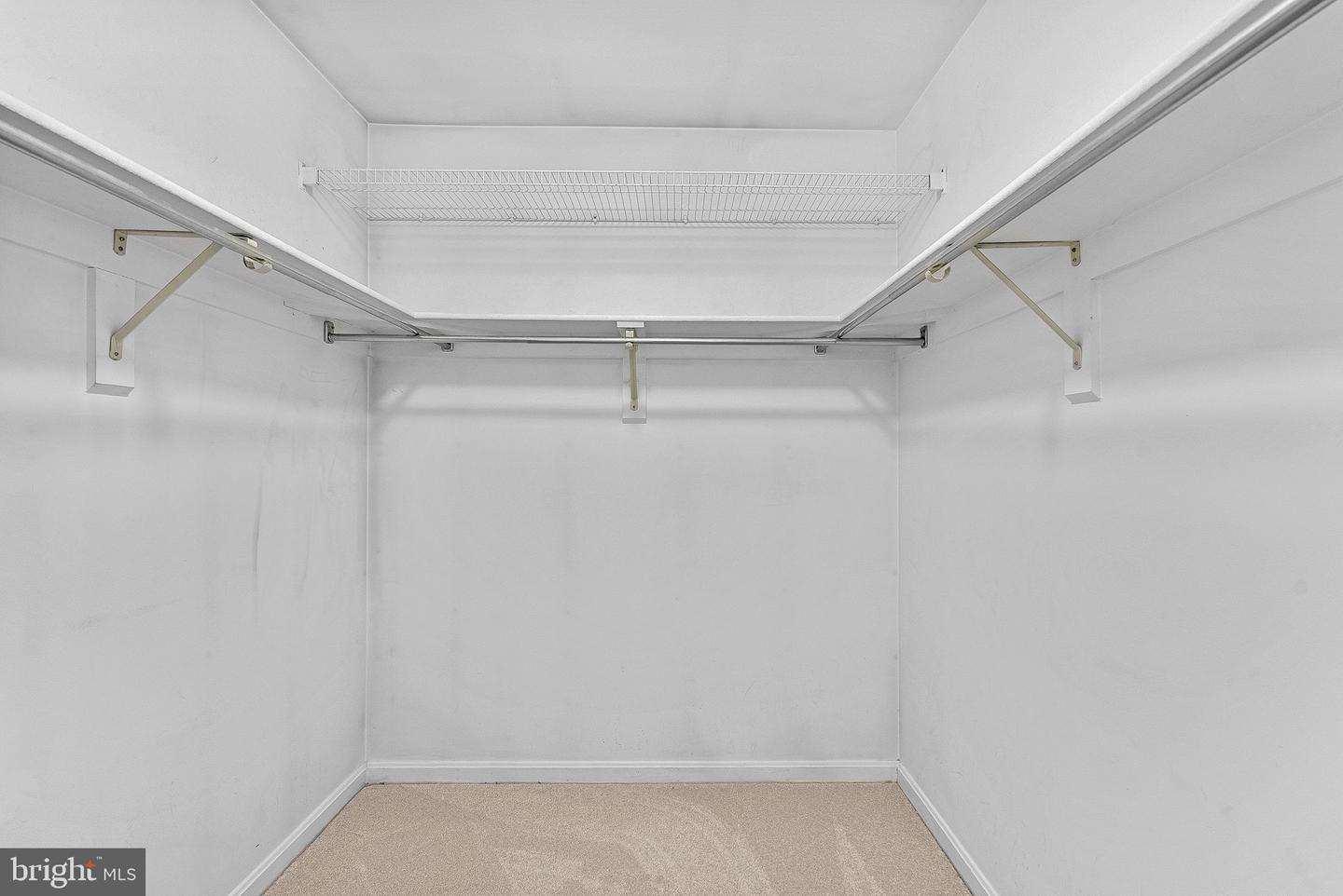 5 GRISWOLD CT, STERLING, Virginia 20165, 5 Bedrooms Bedrooms, ,3 BathroomsBathrooms,Residential,For sale,5 GRISWOLD CT,VALO2113624 MLS # VALO2113624