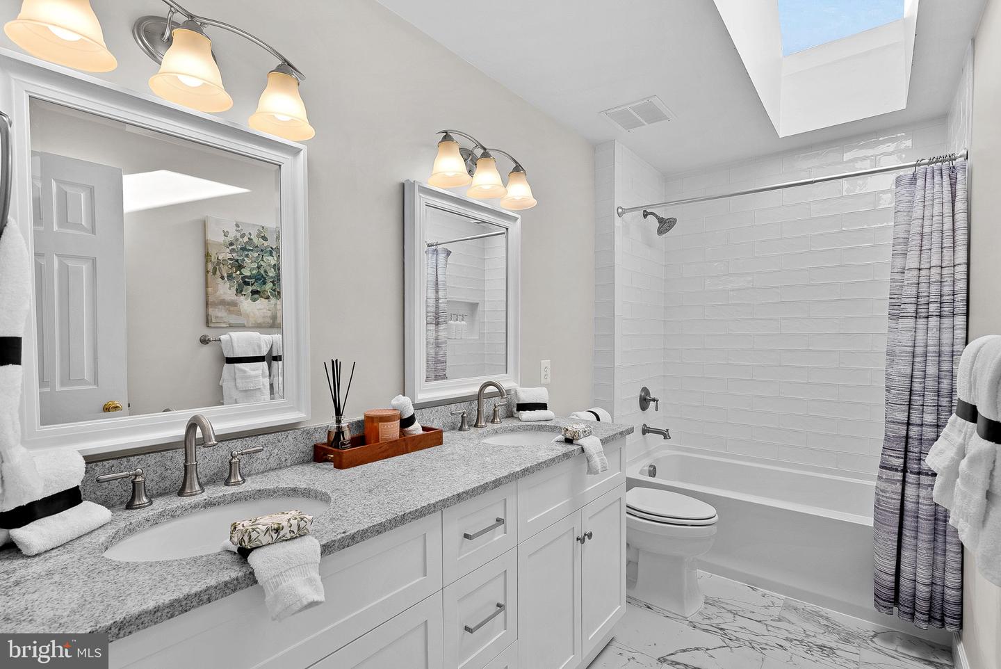 5 GRISWOLD CT, STERLING, Virginia 20165, 5 Bedrooms Bedrooms, ,3 BathroomsBathrooms,Residential,For sale,5 GRISWOLD CT,VALO2113624 MLS # VALO2113624