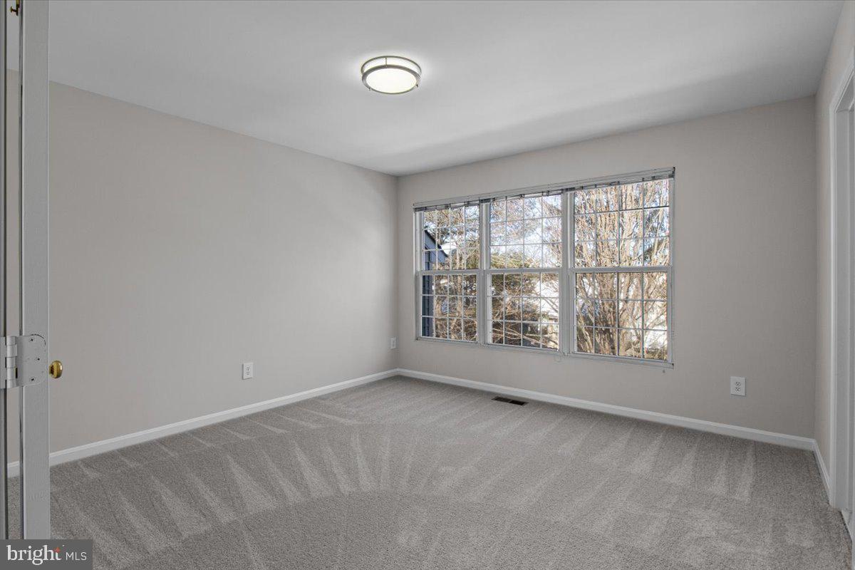 13522 MALLARD WATCH WAY, CLIFTON, Virginia 20124, 3 Bedrooms Bedrooms, ,3 BathroomsBathrooms,Residential,For sale,13522 MALLARD WATCH WAY,VAFX2284918 MLS # VAFX2284918