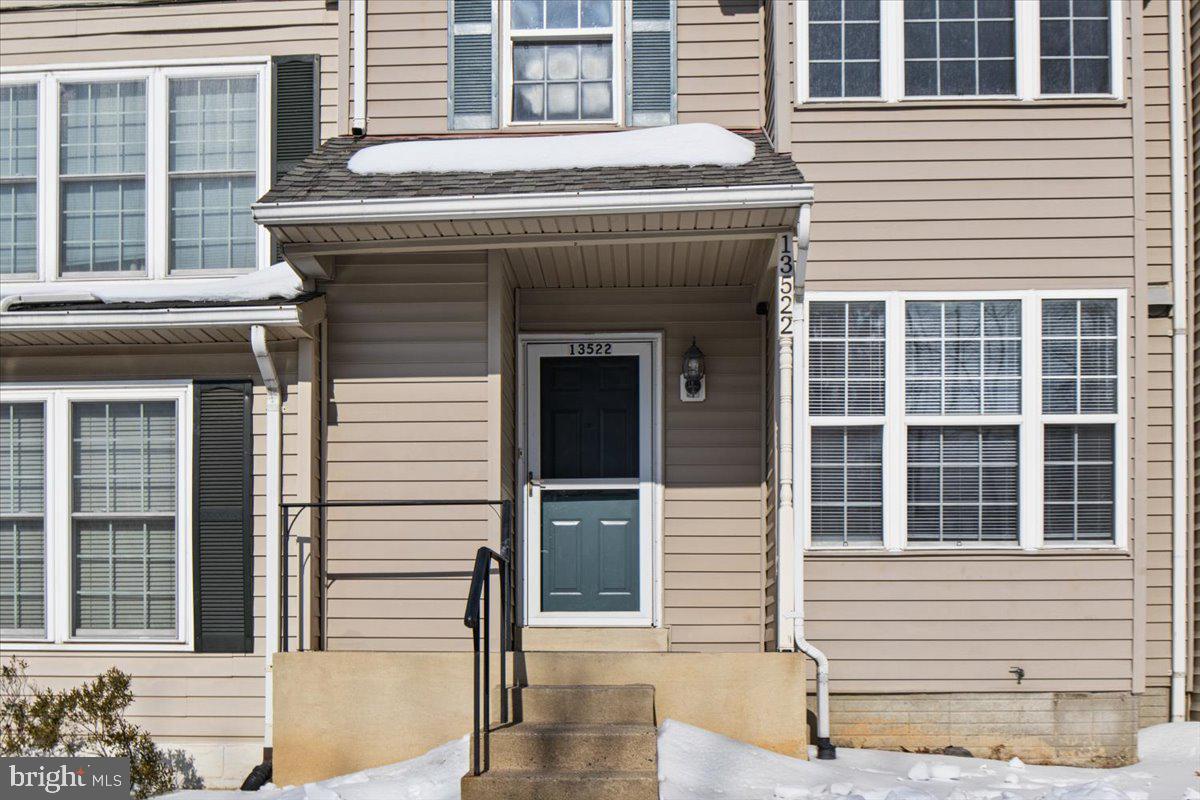 13522 MALLARD WATCH WAY, CLIFTON, Virginia 20124, 3 Bedrooms Bedrooms, ,3 BathroomsBathrooms,Residential,For sale,13522 MALLARD WATCH WAY,VAFX2284918 MLS # VAFX2284918