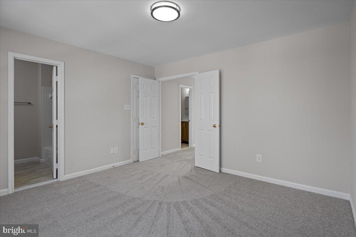 13522 MALLARD WATCH WAY, CLIFTON, Virginia 20124, 3 Bedrooms Bedrooms, ,3 BathroomsBathrooms,Residential,For sale,13522 MALLARD WATCH WAY,VAFX2284918 MLS # VAFX2284918