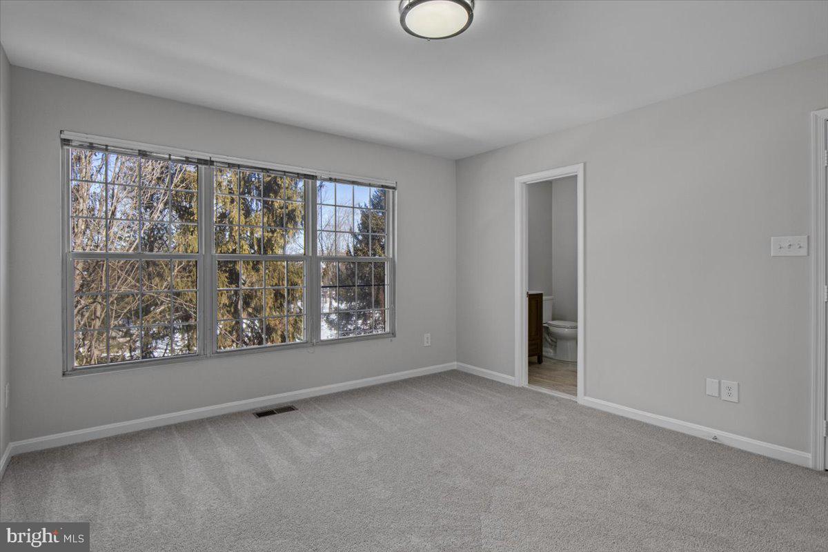 13522 MALLARD WATCH WAY, CLIFTON, Virginia 20124, 3 Bedrooms Bedrooms, ,3 BathroomsBathrooms,Residential,For sale,13522 MALLARD WATCH WAY,VAFX2284918 MLS # VAFX2284918