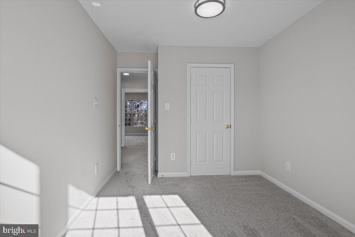 13522 MALLARD WATCH WAY, CLIFTON, Virginia 20124, 3 Bedrooms Bedrooms, ,3 BathroomsBathrooms,Residential,For sale,13522 MALLARD WATCH WAY,VAFX2284918 MLS # VAFX2284918