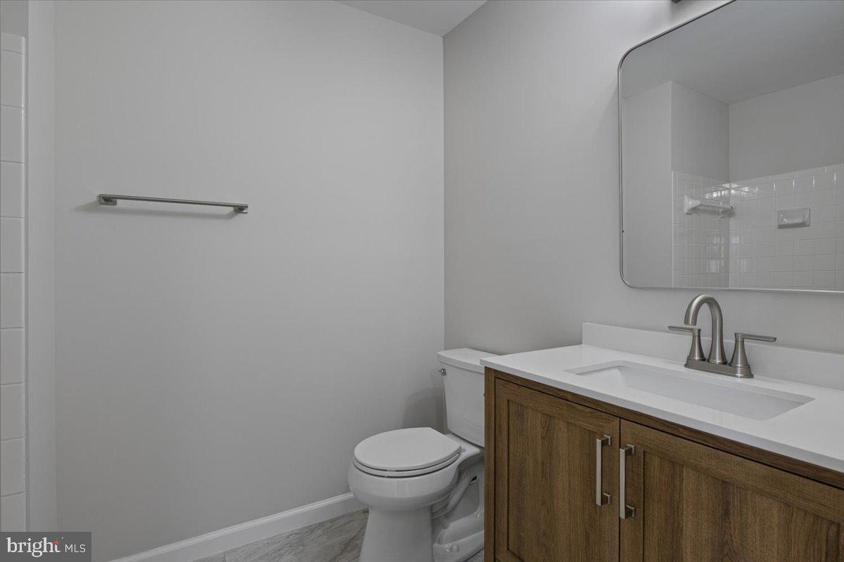 13522 MALLARD WATCH WAY, CLIFTON, Virginia 20124, 3 Bedrooms Bedrooms, ,3 BathroomsBathrooms,Residential,For sale,13522 MALLARD WATCH WAY,VAFX2284918 MLS # VAFX2284918