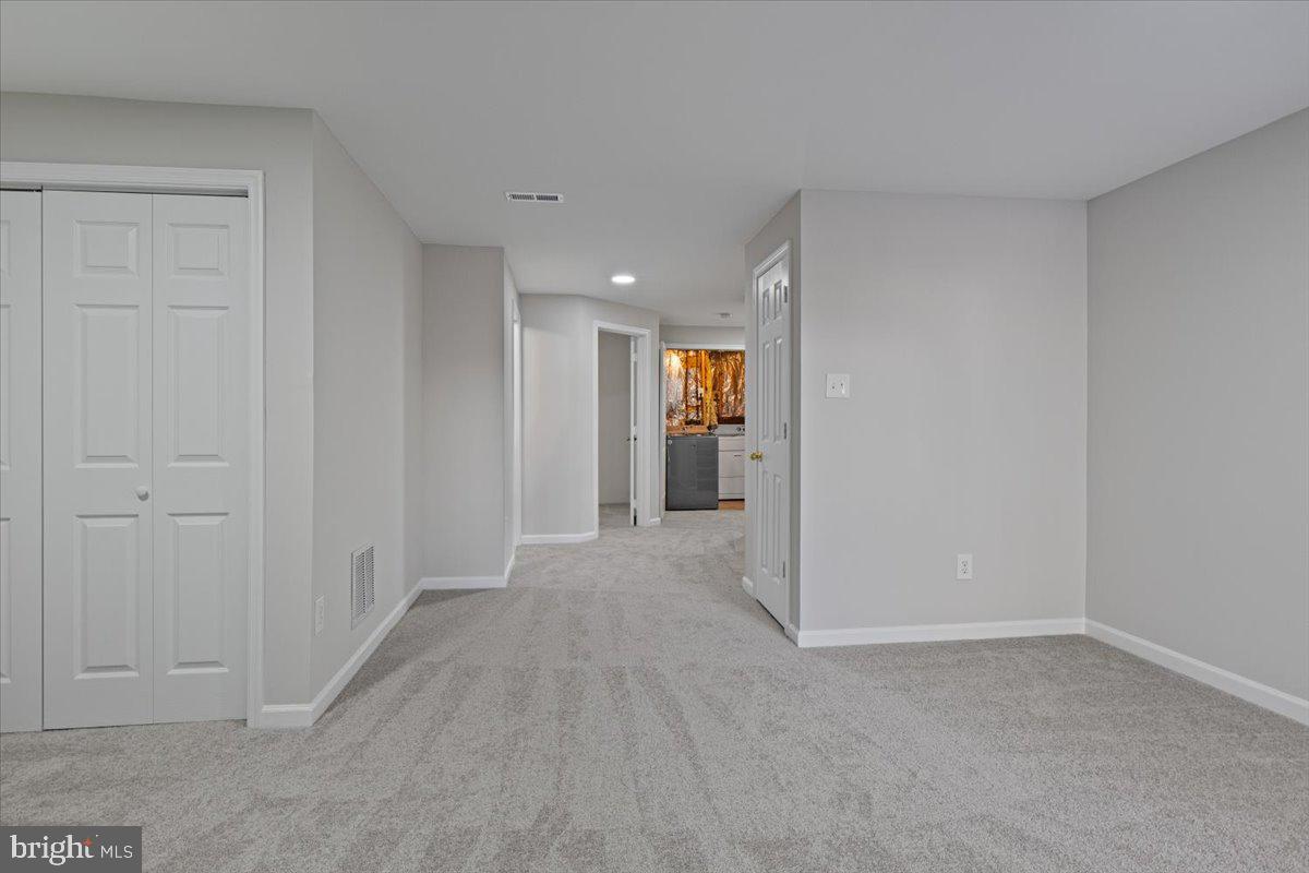 13522 MALLARD WATCH WAY, CLIFTON, Virginia 20124, 3 Bedrooms Bedrooms, ,3 BathroomsBathrooms,Residential,For sale,13522 MALLARD WATCH WAY,VAFX2284918 MLS # VAFX2284918