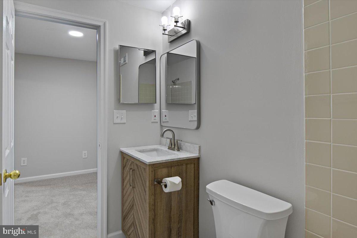 13522 MALLARD WATCH WAY, CLIFTON, Virginia 20124, 3 Bedrooms Bedrooms, ,3 BathroomsBathrooms,Residential,For sale,13522 MALLARD WATCH WAY,VAFX2284918 MLS # VAFX2284918