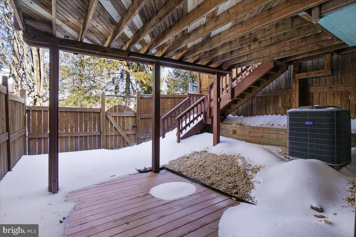 13522 MALLARD WATCH WAY, CLIFTON, Virginia 20124, 3 Bedrooms Bedrooms, ,3 BathroomsBathrooms,Residential,For sale,13522 MALLARD WATCH WAY,VAFX2284918 MLS # VAFX2284918