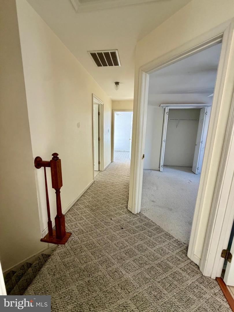 4 JOLIE CT, FREDERICKSBURG, Virginia 22406, 4 Bedrooms Bedrooms, ,3 BathroomsBathrooms,Residential,For sale,4 JOLIE CT,VAST2045104 MLS # VAST2045104