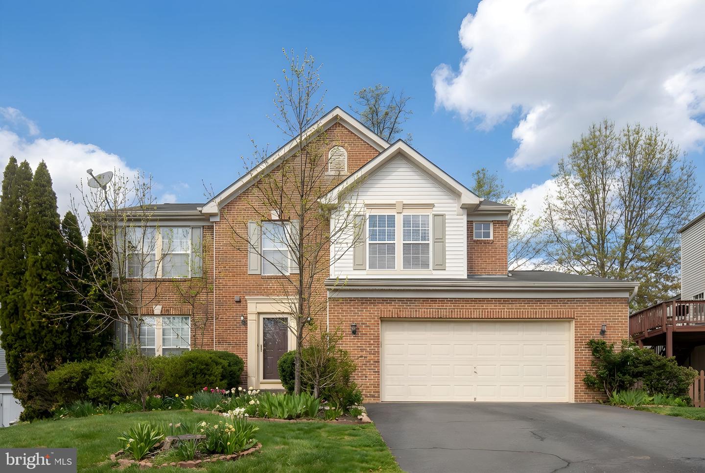 4 JOLIE CT, FREDERICKSBURG, Virginia 22406, 4 Bedrooms Bedrooms, ,3 BathroomsBathrooms,Residential,For sale,4 JOLIE CT,VAST2045104 MLS # VAST2045104