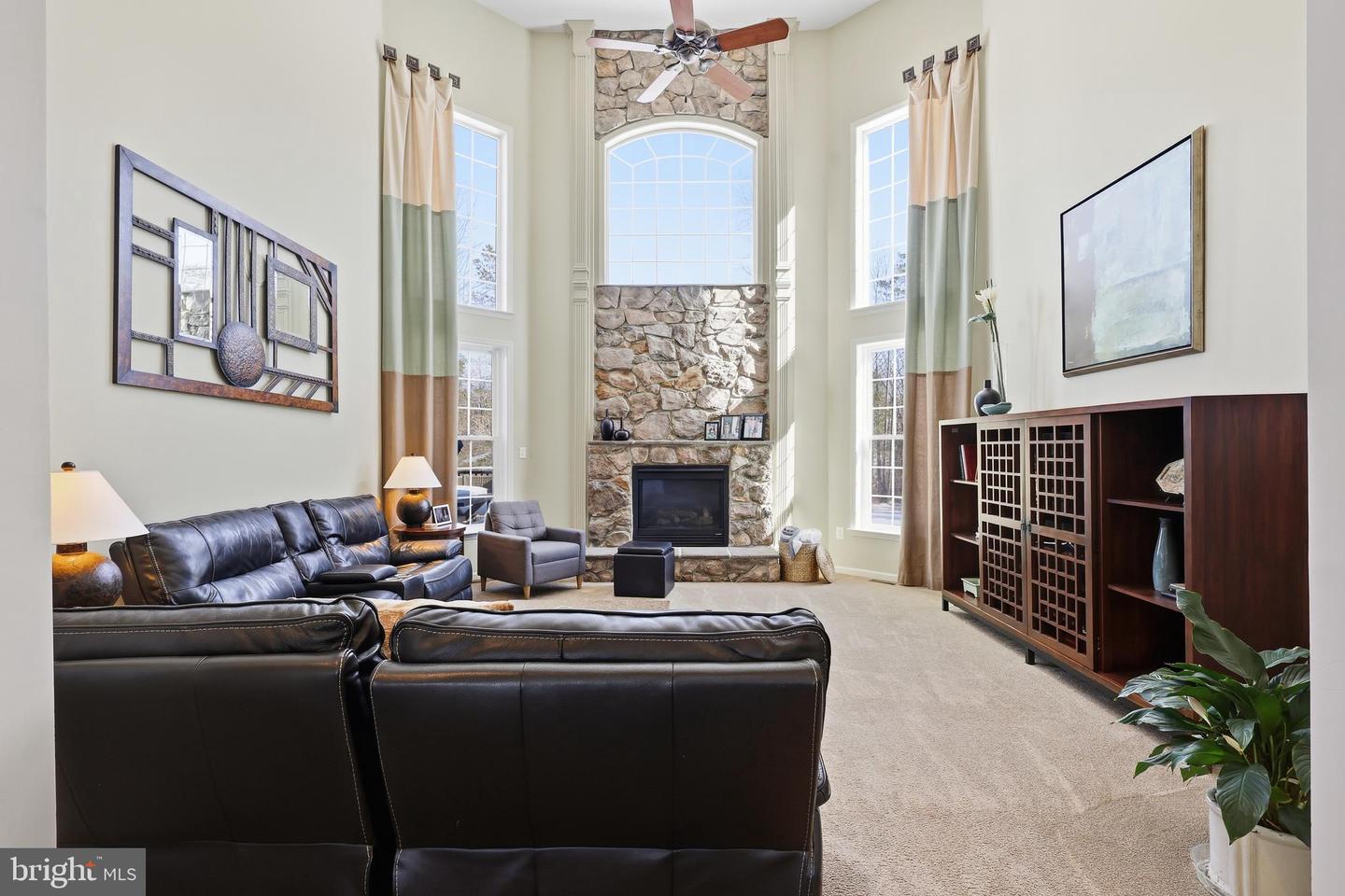 7625 GREAT DOVER ST, GAINESVILLE, Virginia 20155, 5 Bedrooms Bedrooms, ,4 BathroomsBathrooms,Residential,For sale,7625 GREAT DOVER ST,VAPW2110088 MLS # VAPW2110088