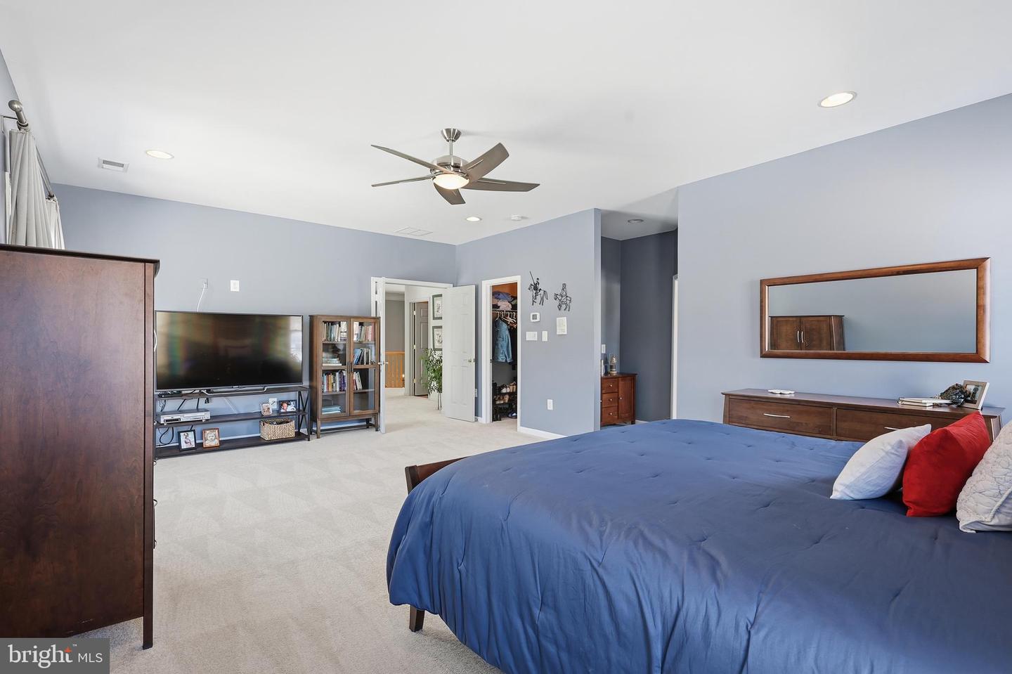 7625 GREAT DOVER ST, GAINESVILLE, Virginia 20155, 5 Bedrooms Bedrooms, ,4 BathroomsBathrooms,Residential,For sale,7625 GREAT DOVER ST,VAPW2110088 MLS # VAPW2110088