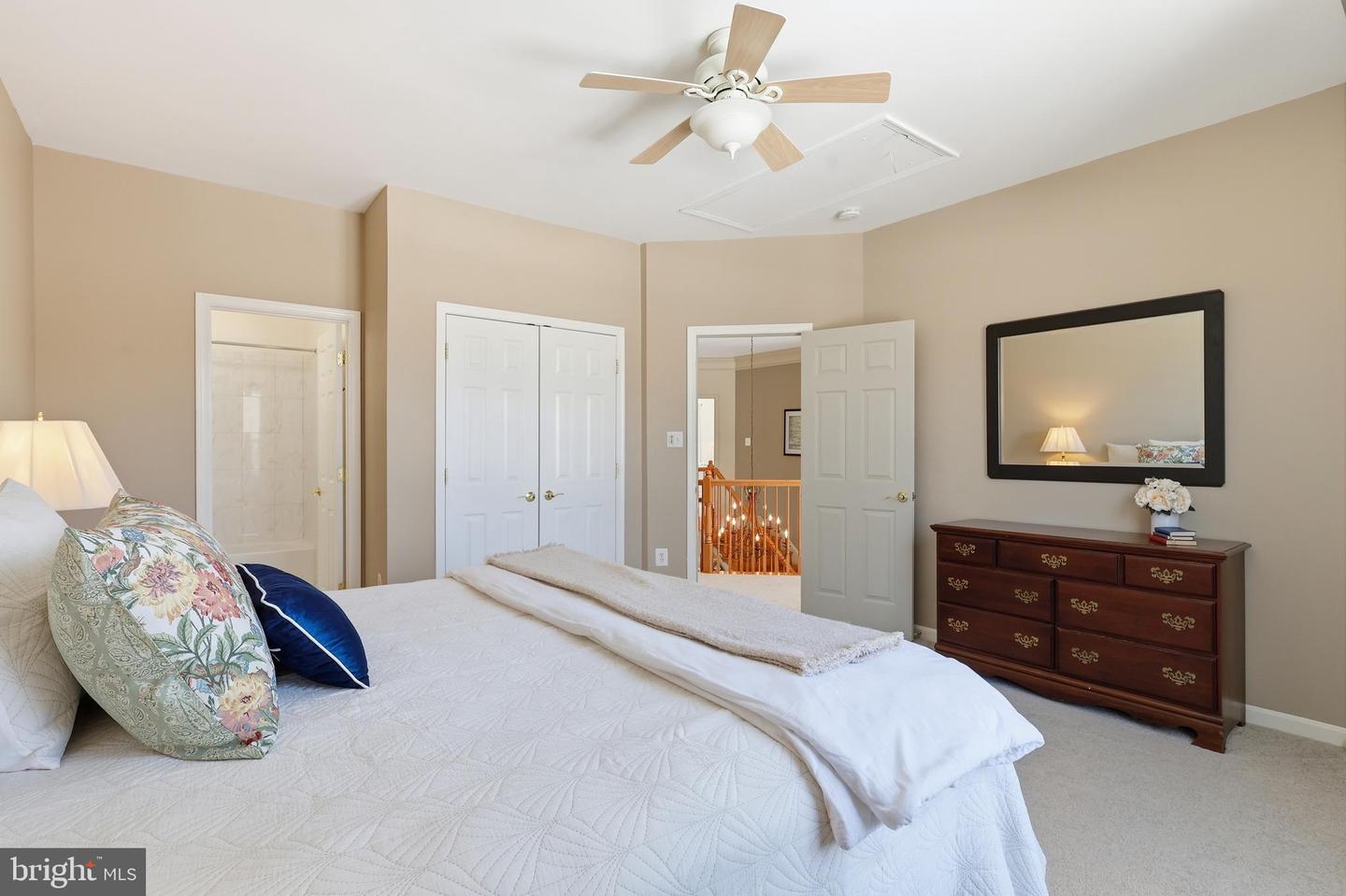 7625 GREAT DOVER ST, GAINESVILLE, Virginia 20155, 5 Bedrooms Bedrooms, ,4 BathroomsBathrooms,Residential,For sale,7625 GREAT DOVER ST,VAPW2110088 MLS # VAPW2110088