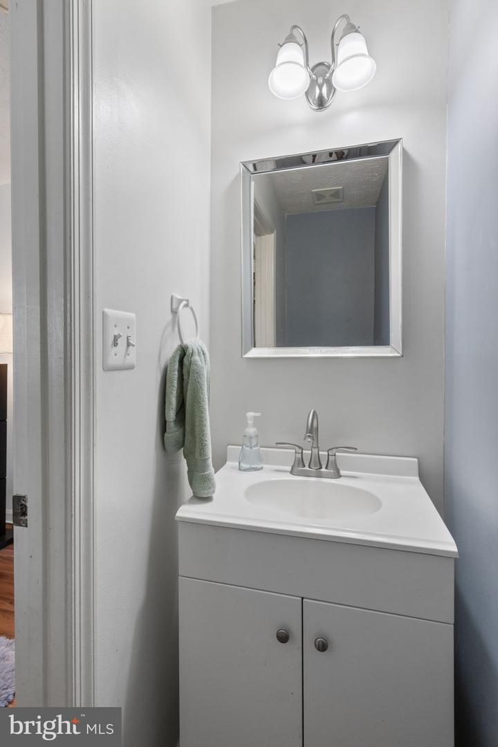 101 BONAIR ST, FREDERICKSBURG, Virginia 22405, 4 Bedrooms Bedrooms, ,2 BathroomsBathrooms,Residential,For sale,101 BONAIR ST,VAST2045090 MLS # VAST2045090