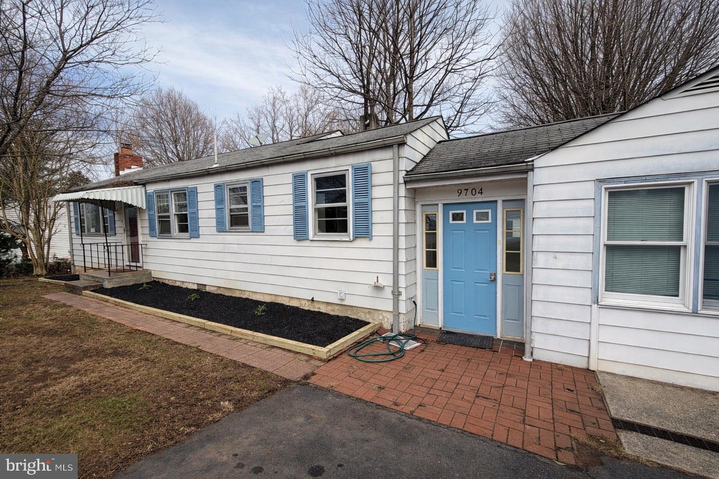 9704 BLAKE LN, FAIRFAX, Virginia 22031, 3 Bedrooms Bedrooms, ,1 BathroomBathrooms,Residential,For sale,9704 BLAKE LN,VAFX2284888 MLS # VAFX2284888