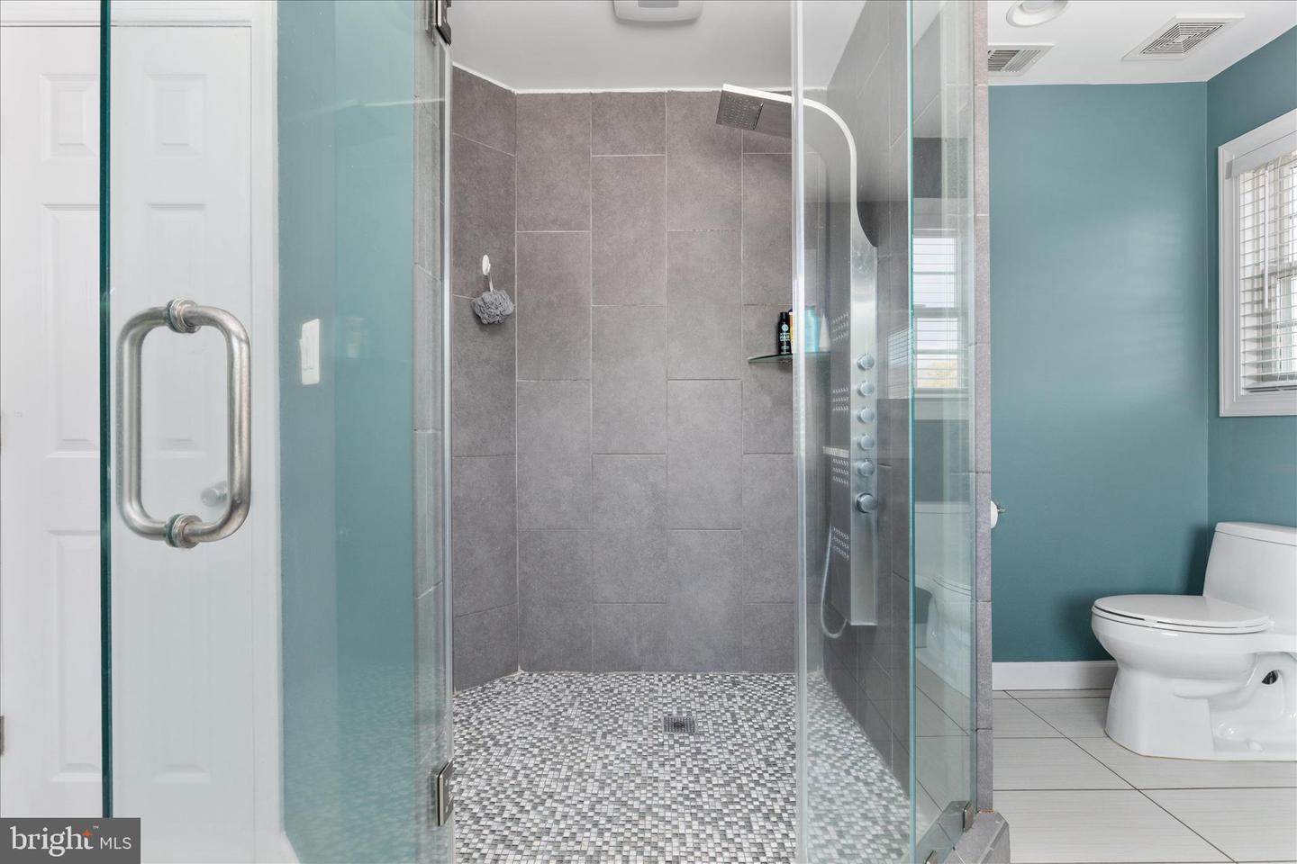 14254 BOOKCLIFF CT, PURCELLVILLE, Virginia 20134, 5 Bedrooms Bedrooms, 19 Rooms Rooms,6 BathroomsBathrooms,Residential,For sale,14254 BOOKCLIFF CT,VALO2113818 MLS # VALO2113818