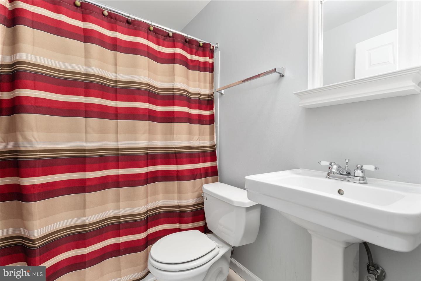 14254 BOOKCLIFF CT, PURCELLVILLE, Virginia 20134, 5 Bedrooms Bedrooms, 19 Rooms Rooms,6 BathroomsBathrooms,Residential,For sale,14254 BOOKCLIFF CT,VALO2113818 MLS # VALO2113818