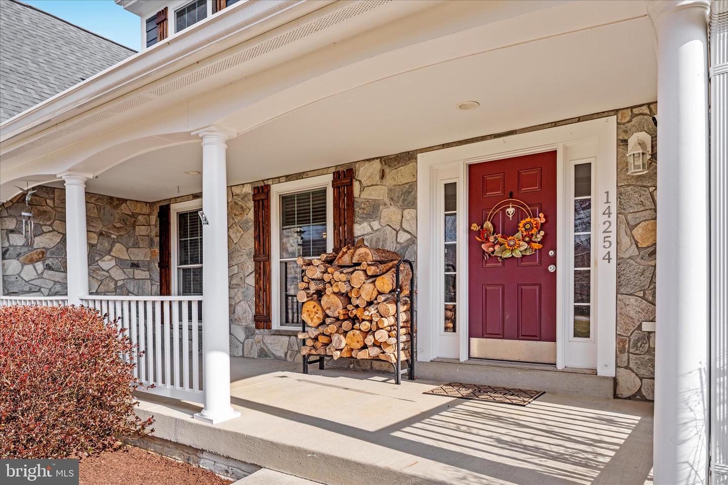 14254 BOOKCLIFF CT, PURCELLVILLE, Virginia 20134, 5 Bedrooms Bedrooms, 19 Rooms Rooms,6 BathroomsBathrooms,Residential,For sale,14254 BOOKCLIFF CT,VALO2113818 MLS # VALO2113818