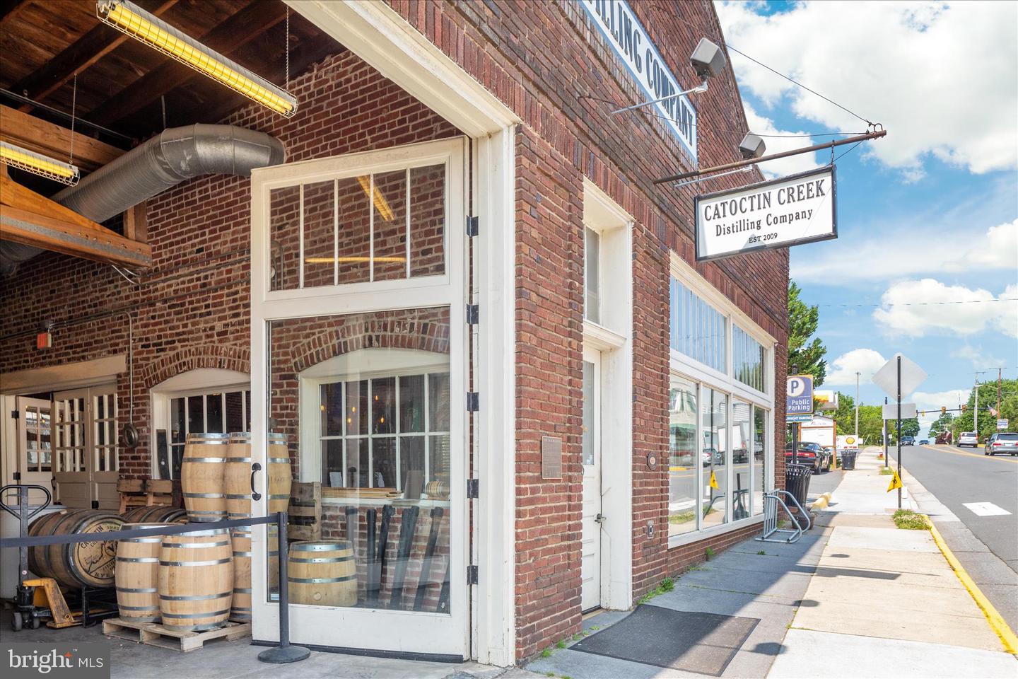 14254 BOOKCLIFF CT, PURCELLVILLE, Virginia 20134, 5 Bedrooms Bedrooms, 19 Rooms Rooms,6 BathroomsBathrooms,Residential,For sale,14254 BOOKCLIFF CT,VALO2113818 MLS # VALO2113818