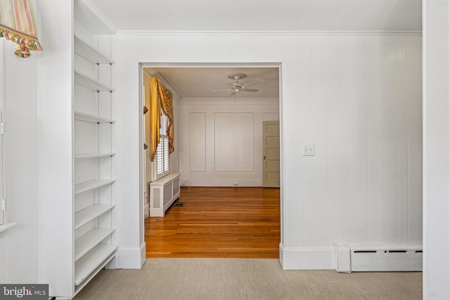 1922 S ARLINGTON RIDGE RD, ARLINGTON, Virginia 22202, 3 Bedrooms Bedrooms, ,3 BathroomsBathrooms,Residential,For sale,1922 S ARLINGTON RIDGE RD,VAAR2067656 MLS # VAAR2067656