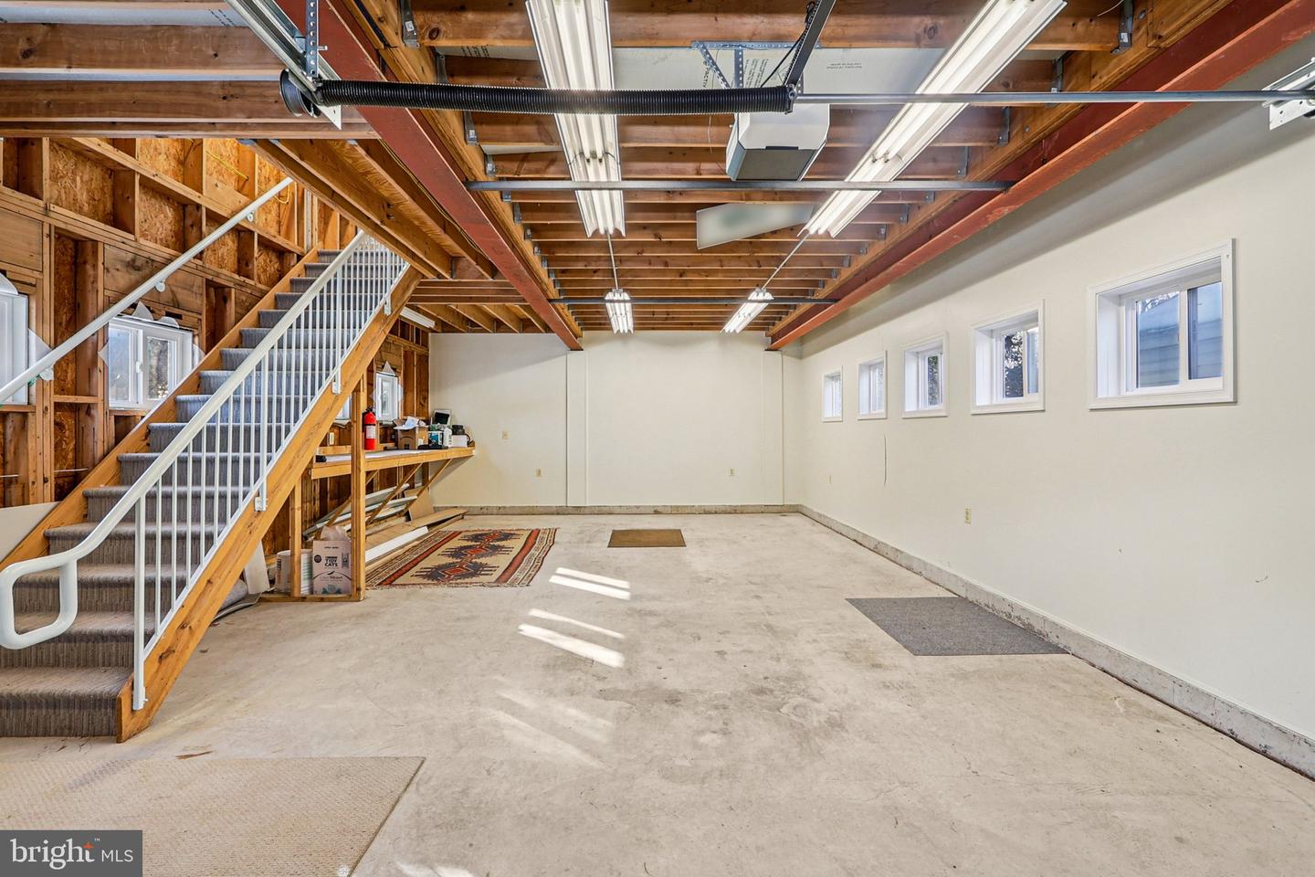 1922 S ARLINGTON RIDGE RD, ARLINGTON, Virginia 22202, 3 Bedrooms Bedrooms, ,3 BathroomsBathrooms,Residential,For sale,1922 S ARLINGTON RIDGE RD,VAAR2067656 MLS # VAAR2067656