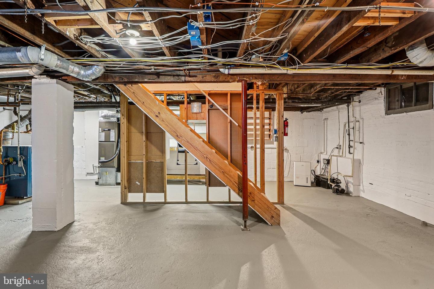 1922 S ARLINGTON RIDGE RD, ARLINGTON, Virginia 22202, 3 Bedrooms Bedrooms, ,3 BathroomsBathrooms,Residential,For sale,1922 S ARLINGTON RIDGE RD,VAAR2067656 MLS # VAAR2067656