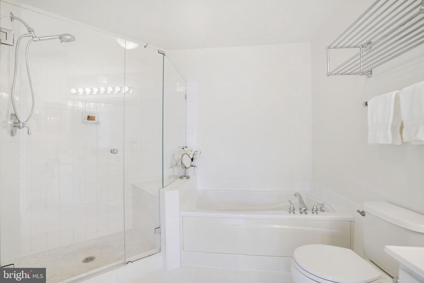 197 MARTIN LN, ALEXANDRIA, Virginia 22304, 3 Bedrooms Bedrooms, ,2 BathroomsBathrooms,Residential,For sale,197 MARTIN LN,VAAX2053024 MLS # VAAX2053024