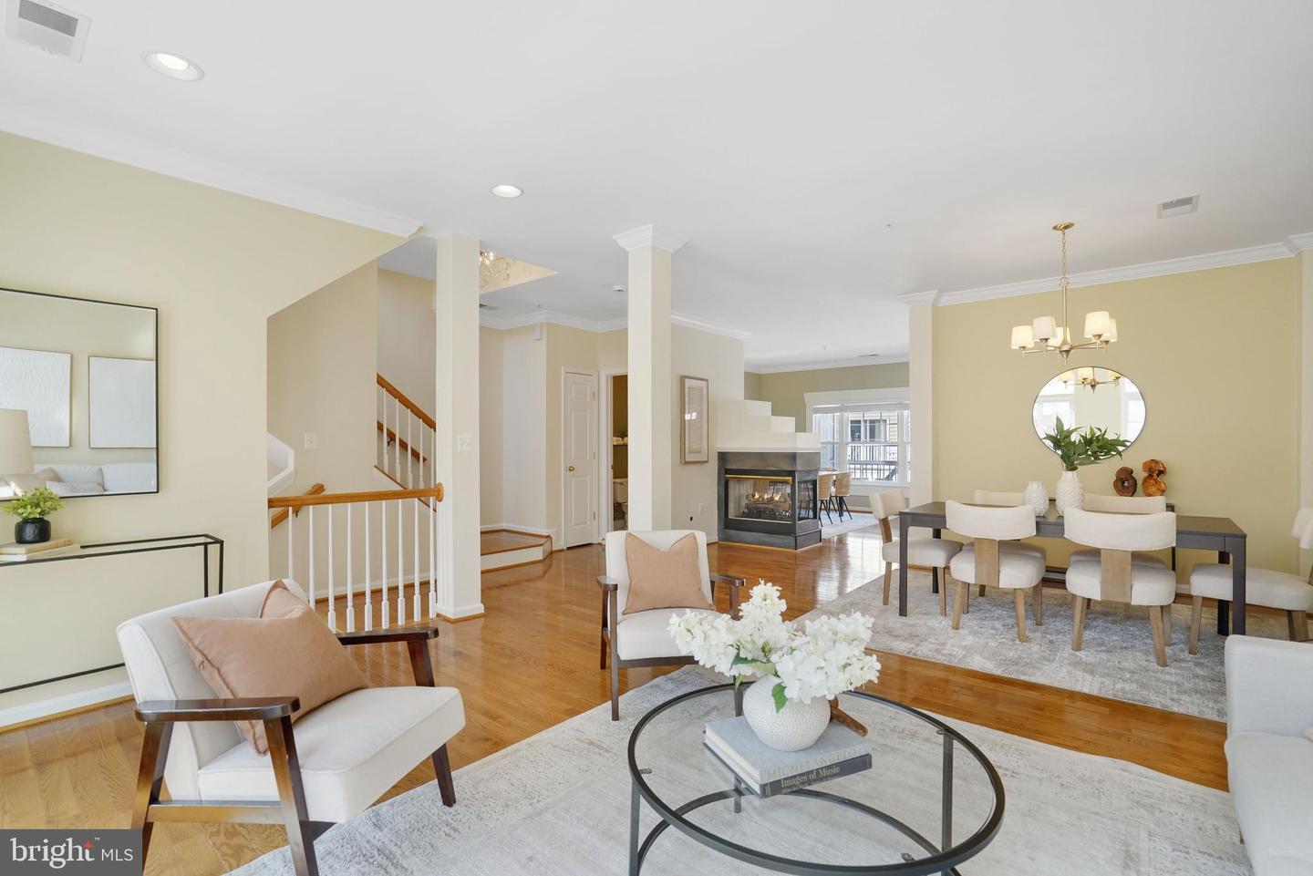 197 MARTIN LN, ALEXANDRIA, Virginia 22304, 3 Bedrooms Bedrooms, ,2 BathroomsBathrooms,Residential,For sale,197 MARTIN LN,VAAX2053024 MLS # VAAX2053024