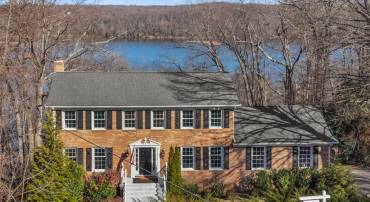 6 SKYVIEW CT, STAFFORD, Virginia 22554, 5 Bedrooms Bedrooms, ,3 BathroomsBathrooms,Residential,For sale,6 SKYVIEW CT,VAST2045144 MLS # VAST2045144