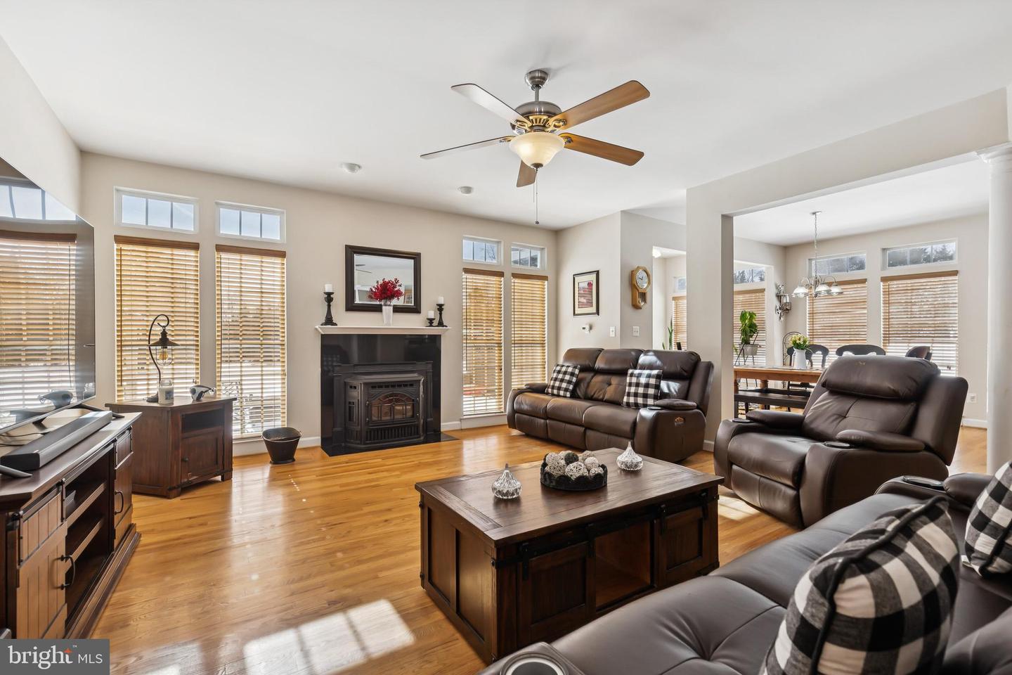 12870 EDWIN DR, NOKESVILLE, Virginia 20181, 4 Bedrooms Bedrooms, ,3 BathroomsBathrooms,Residential,For sale,12870 EDWIN DR,VAPW2110350 MLS # VAPW2110350