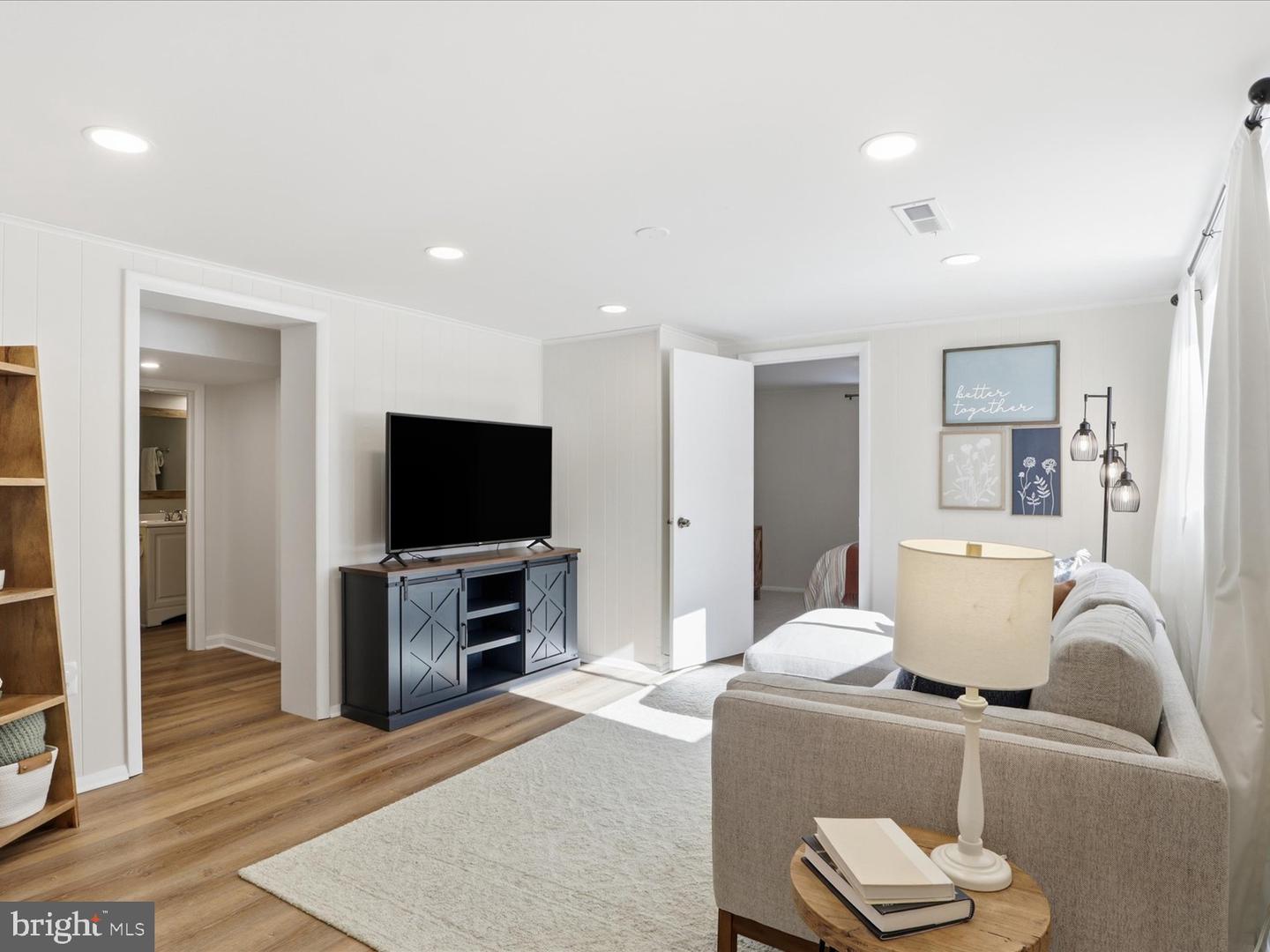 10915 ORCHARD ST, FAIRFAX, Virginia 22030, 3 Bedrooms Bedrooms, ,2 BathroomsBathrooms,Residential,For sale,10915 ORCHARD ST,VAFC2007628 MLS # VAFC2007628