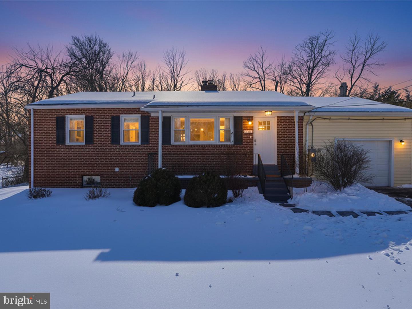 10915 ORCHARD ST, FAIRFAX, Virginia 22030, 3 Bedrooms Bedrooms, ,2 BathroomsBathrooms,Residential,For sale,10915 ORCHARD ST,VAFC2007628 MLS # VAFC2007628