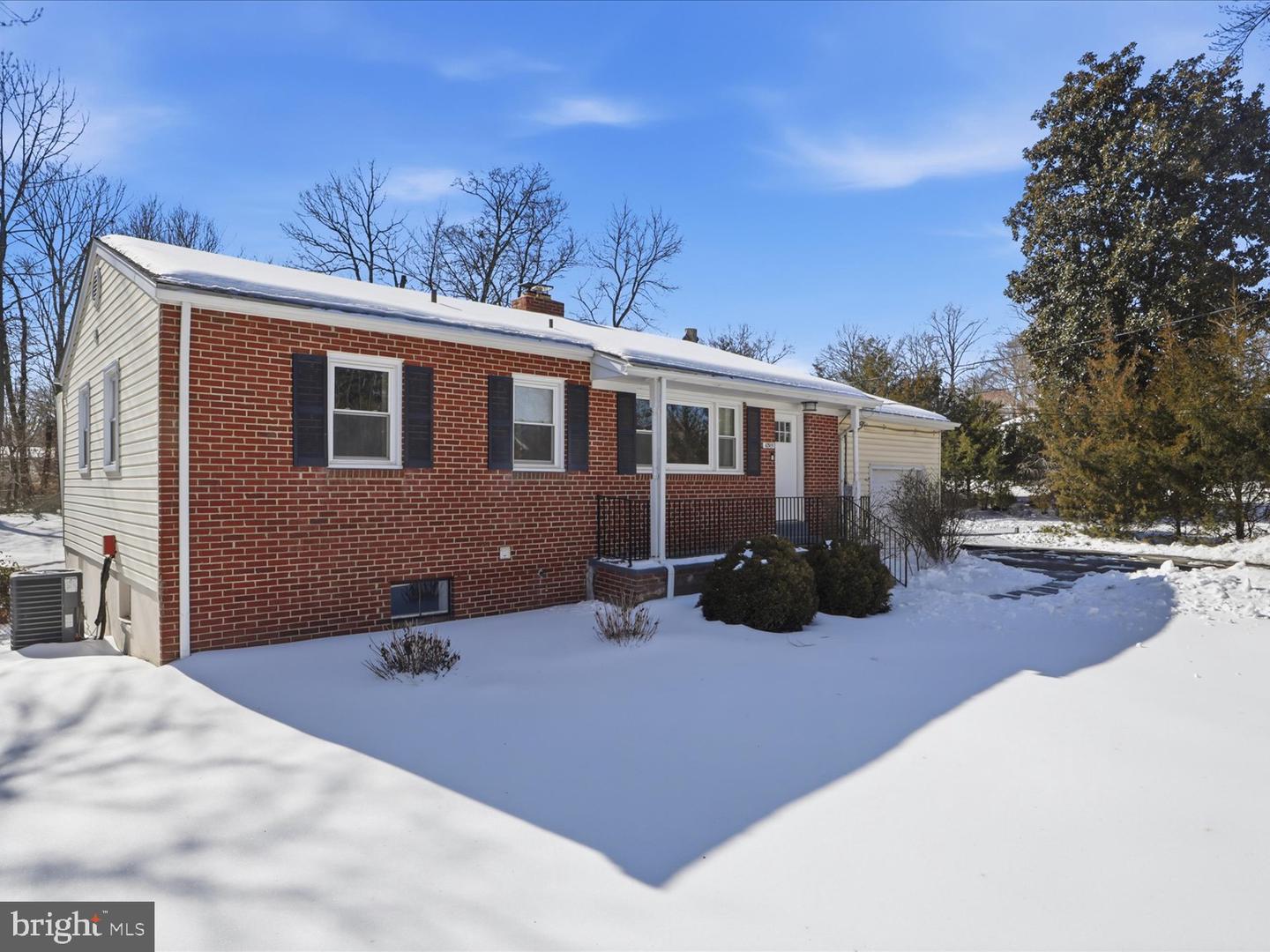 10915 ORCHARD ST, FAIRFAX, Virginia 22030, 3 Bedrooms Bedrooms, ,2 BathroomsBathrooms,Residential,For sale,10915 ORCHARD ST,VAFC2007628 MLS # VAFC2007628