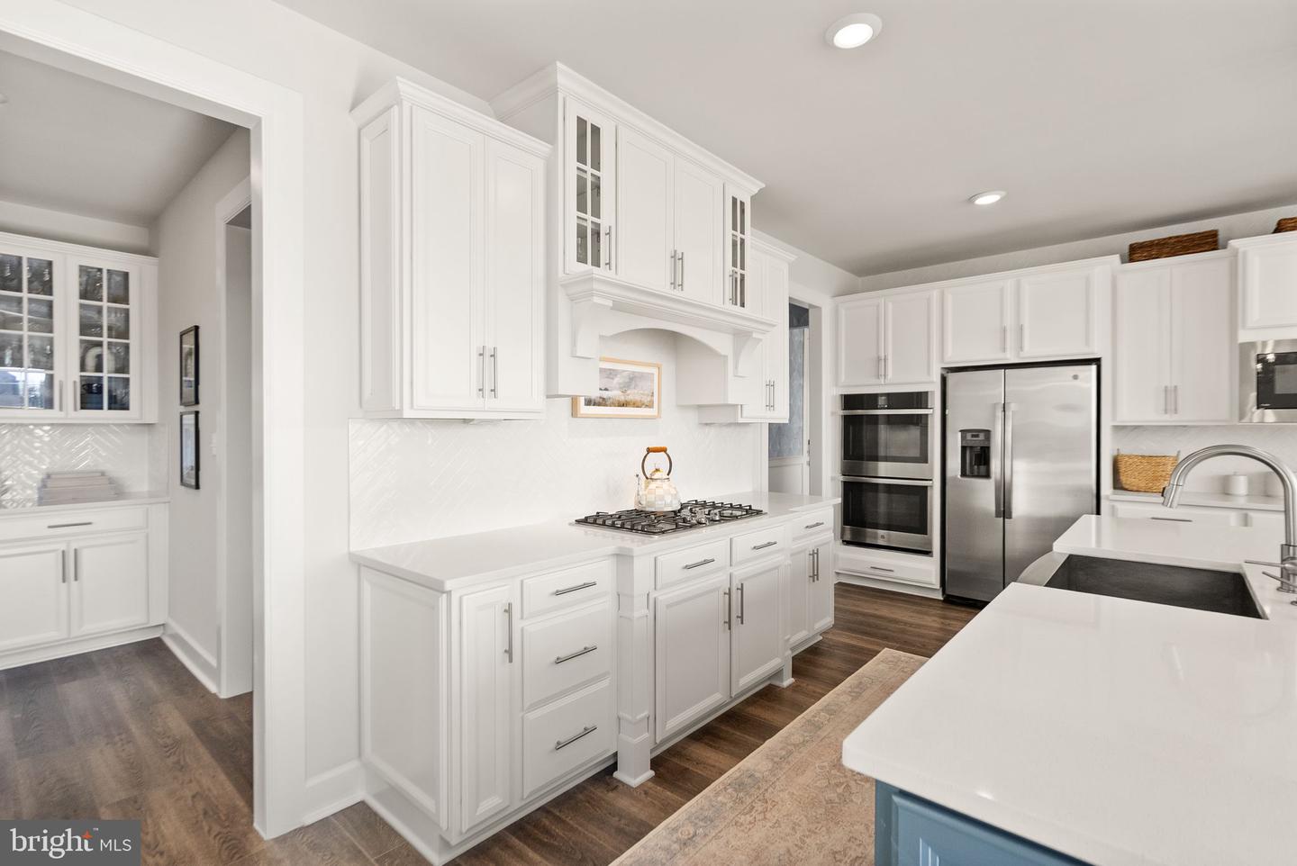 15809 DELANEY CHASE WAY, CENTREVILLE, Virginia 20120, 5 Bedrooms Bedrooms, ,6 BathroomsBathrooms,Residential,For sale,15809 DELANEY CHASE WAY,VAFX2285338 MLS # VAFX2285338