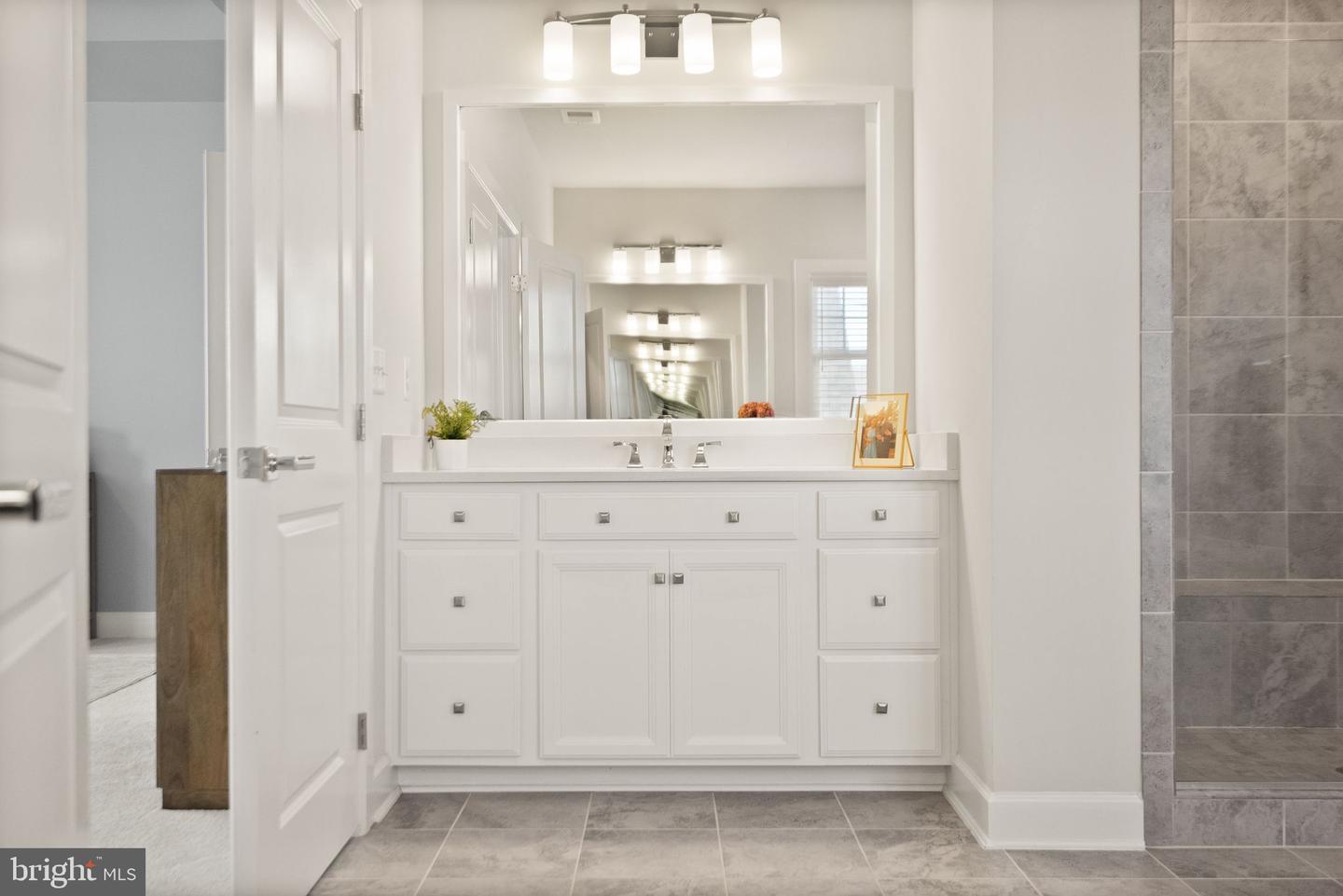 15809 DELANEY CHASE WAY, CENTREVILLE, Virginia 20120, 5 Bedrooms Bedrooms, ,6 BathroomsBathrooms,Residential,For sale,15809 DELANEY CHASE WAY,VAFX2285338 MLS # VAFX2285338