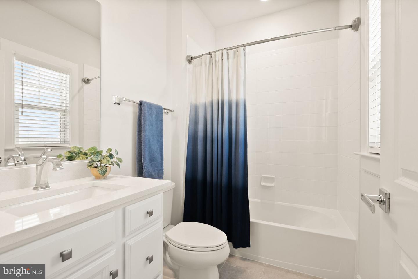 15809 DELANEY CHASE WAY, CENTREVILLE, Virginia 20120, 5 Bedrooms Bedrooms, ,6 BathroomsBathrooms,Residential,For sale,15809 DELANEY CHASE WAY,VAFX2285338 MLS # VAFX2285338