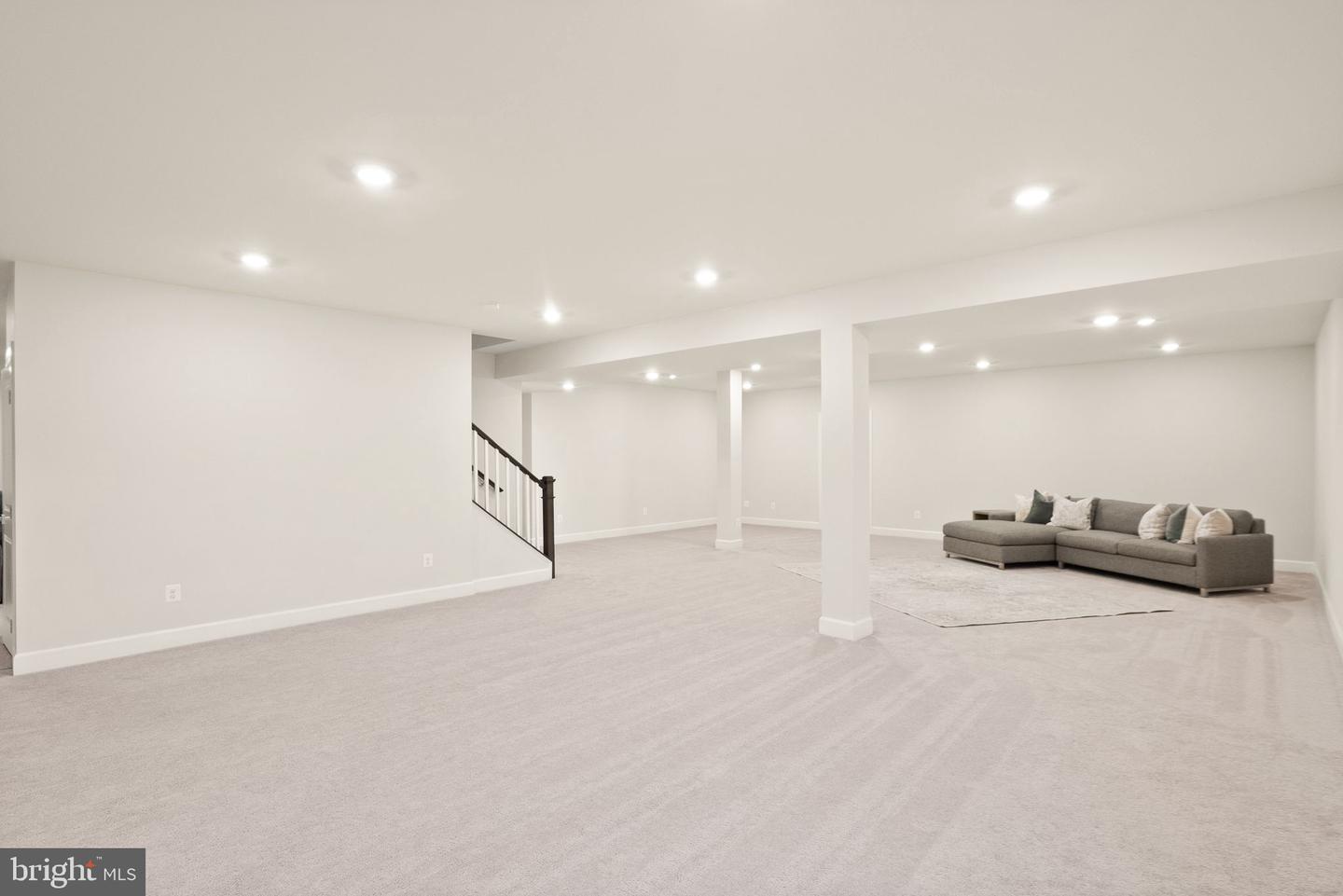 15809 DELANEY CHASE WAY, CENTREVILLE, Virginia 20120, 5 Bedrooms Bedrooms, ,6 BathroomsBathrooms,Residential,For sale,15809 DELANEY CHASE WAY,VAFX2285338 MLS # VAFX2285338