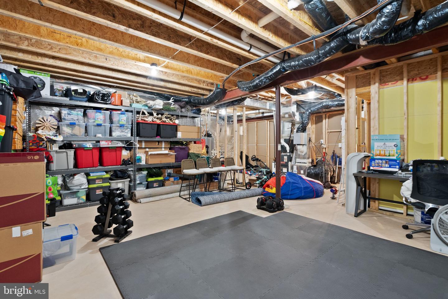 15809 DELANEY CHASE WAY, CENTREVILLE, Virginia 20120, 5 Bedrooms Bedrooms, ,6 BathroomsBathrooms,Residential,For sale,15809 DELANEY CHASE WAY,VAFX2285338 MLS # VAFX2285338