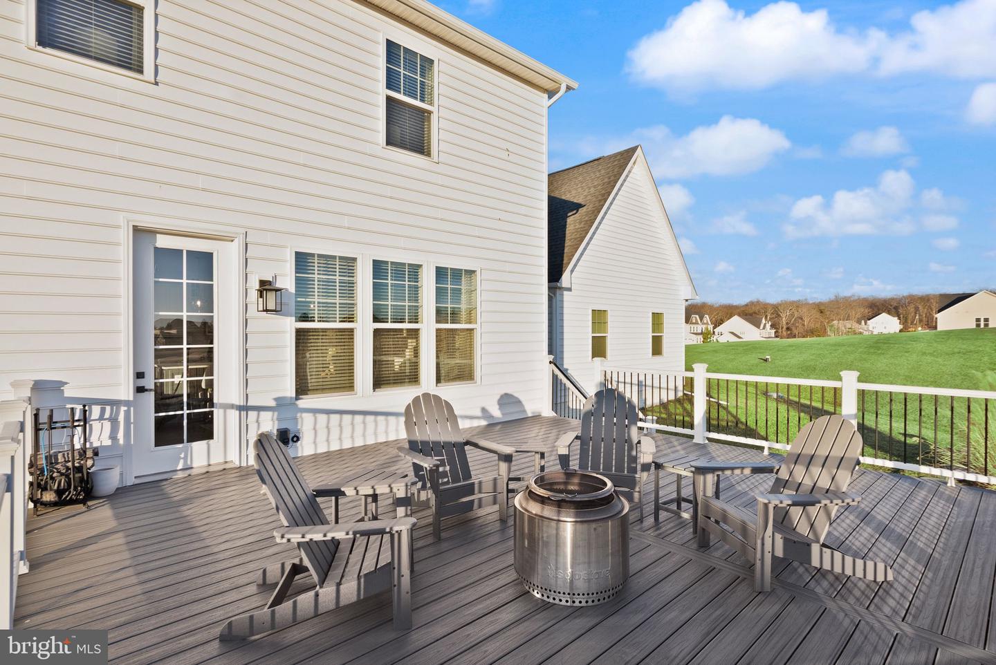 15809 DELANEY CHASE WAY, CENTREVILLE, Virginia 20120, 5 Bedrooms Bedrooms, ,6 BathroomsBathrooms,Residential,For sale,15809 DELANEY CHASE WAY,VAFX2285338 MLS # VAFX2285338