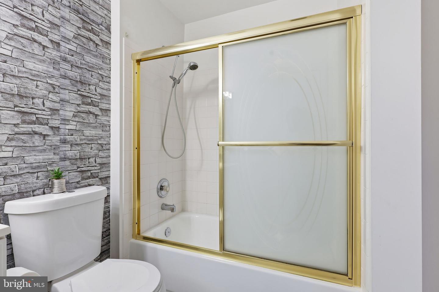 9332 WAX MYRTLE WAY, MANASSAS, Virginia 20110, 3 Bedrooms Bedrooms, ,1 BathroomBathrooms,Residential,For sale,9332 WAX MYRTLE WAY,VAMN2009936 MLS # VAMN2009936