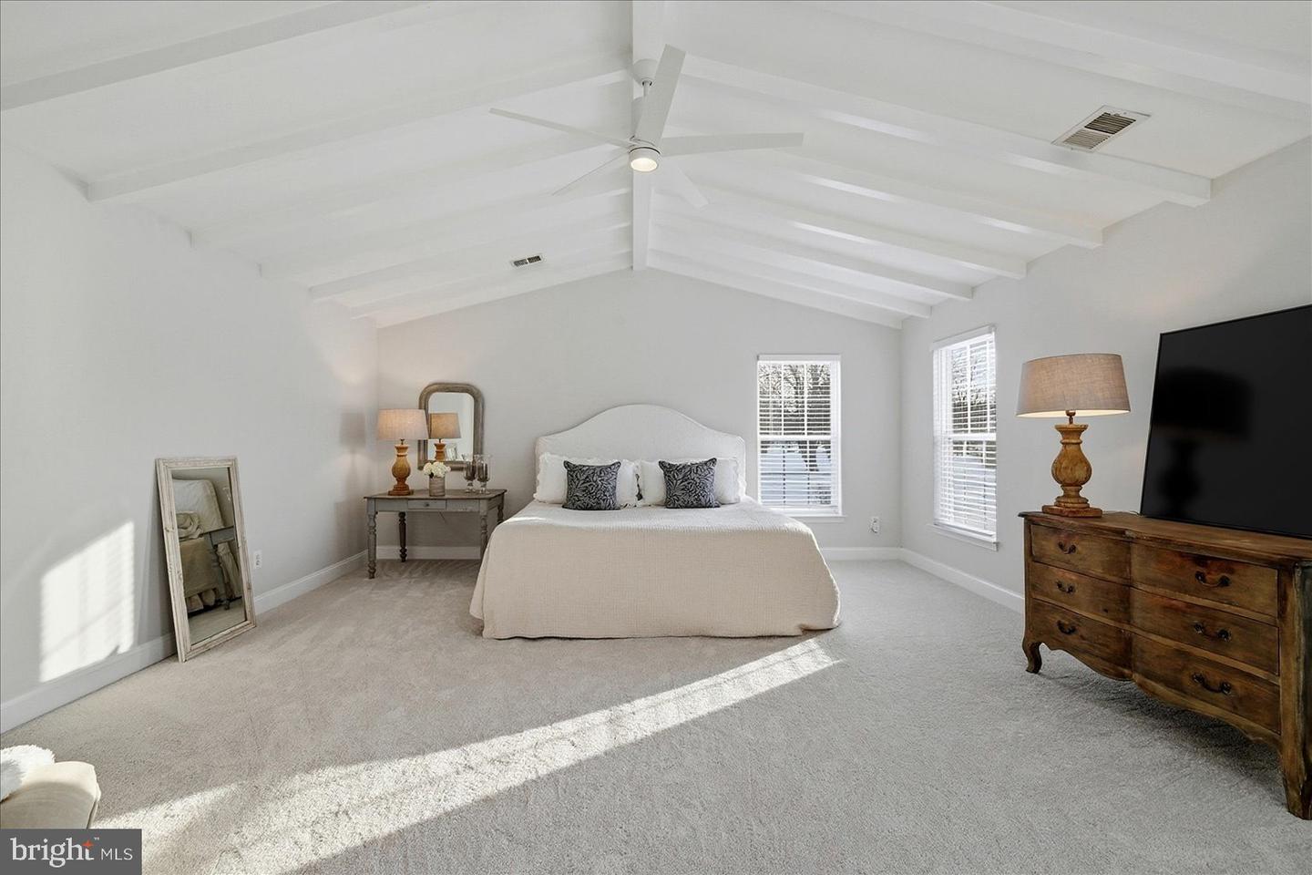 17301 VANNES CT, HAMILTON, Virginia 20158, 4 Bedrooms Bedrooms, ,3 BathroomsBathrooms,Residential,For sale,17301 VANNES CT,VALO2113850 MLS # VALO2113850