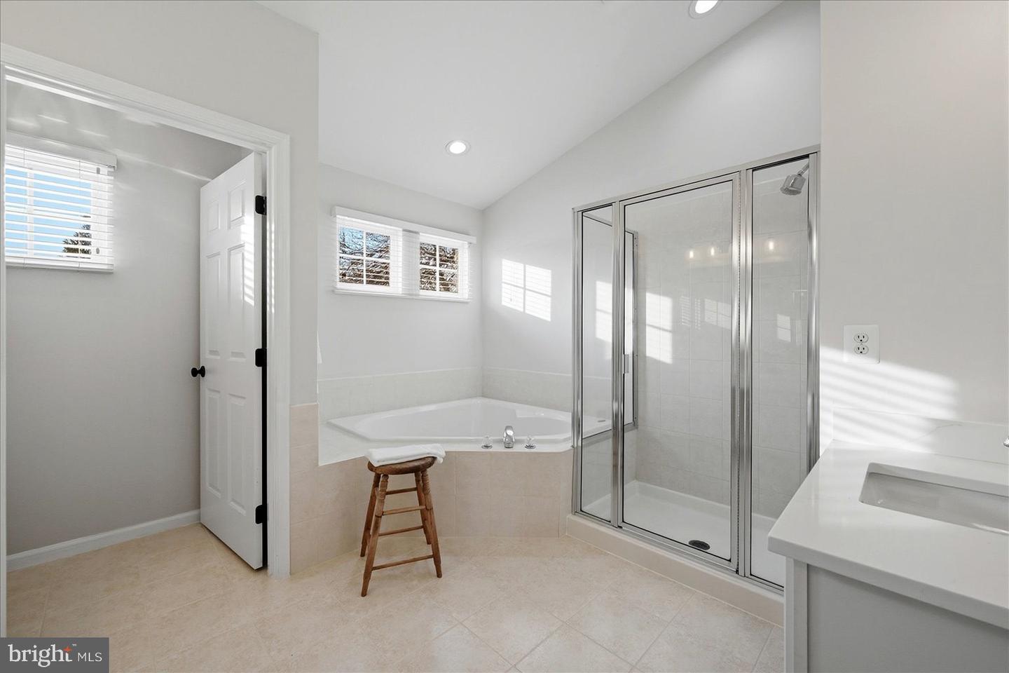 17301 VANNES CT, HAMILTON, Virginia 20158, 4 Bedrooms Bedrooms, ,3 BathroomsBathrooms,Residential,For sale,17301 VANNES CT,VALO2113850 MLS # VALO2113850