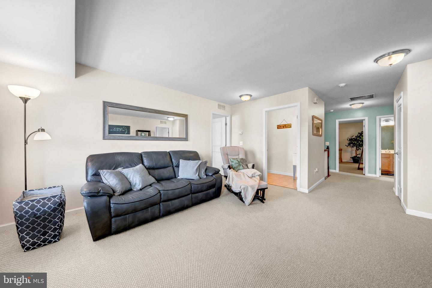 7137 SHEPHERDSTOWN RD, WARRENTON, Virginia 20187, 4 Bedrooms Bedrooms, 17 Rooms Rooms,4 BathroomsBathrooms,Residential,For sale,7137 SHEPHERDSTOWN RD,VAFQ2020116 MLS # VAFQ2020116