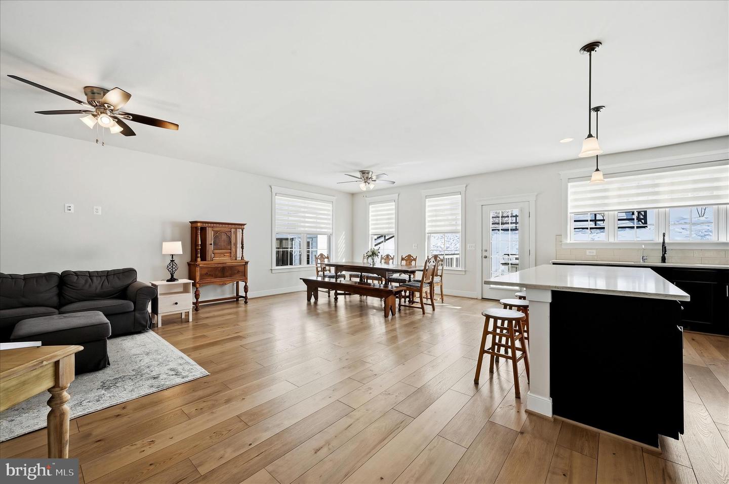 35939 FIELDSIDE WAY, ROUND HILL, Virginia 20141, 5 Bedrooms Bedrooms, ,4 BathroomsBathrooms,Residential,For sale,35939 FIELDSIDE WAY,VALO2113848 MLS # VALO2113848